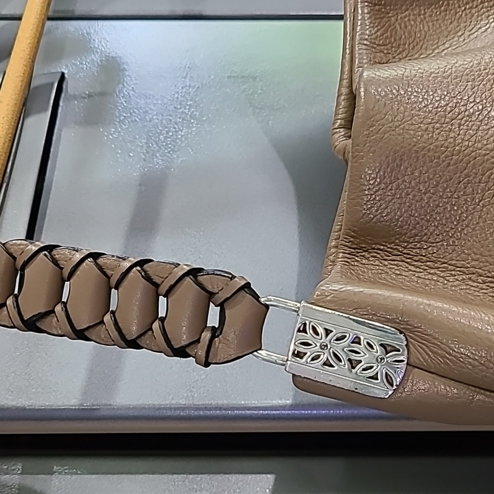 Brighton Tan and Black Leather Shoulder Purse - Picture 3 of 13